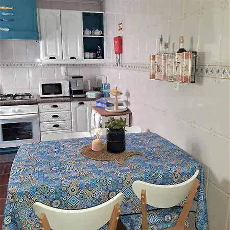 A Casa Elmar Olho Marinho